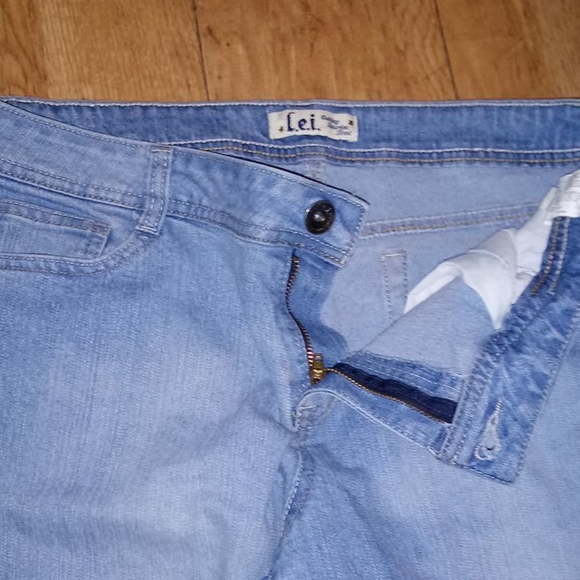 L.e.i. Jeans - Picture 4 of 6